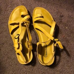 Baretrap Sandals